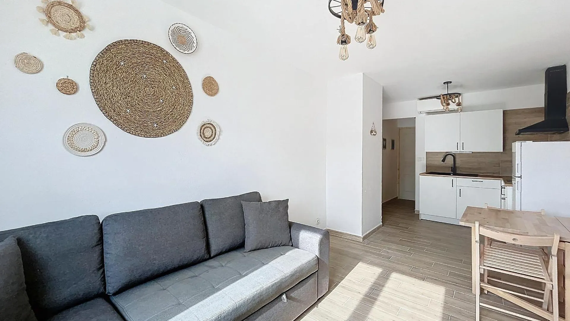 Appartement Pour 4, Renove, Climatise, Aux Saintes-Maries-De-La-Mer - Fr-1-475-152 Apartment