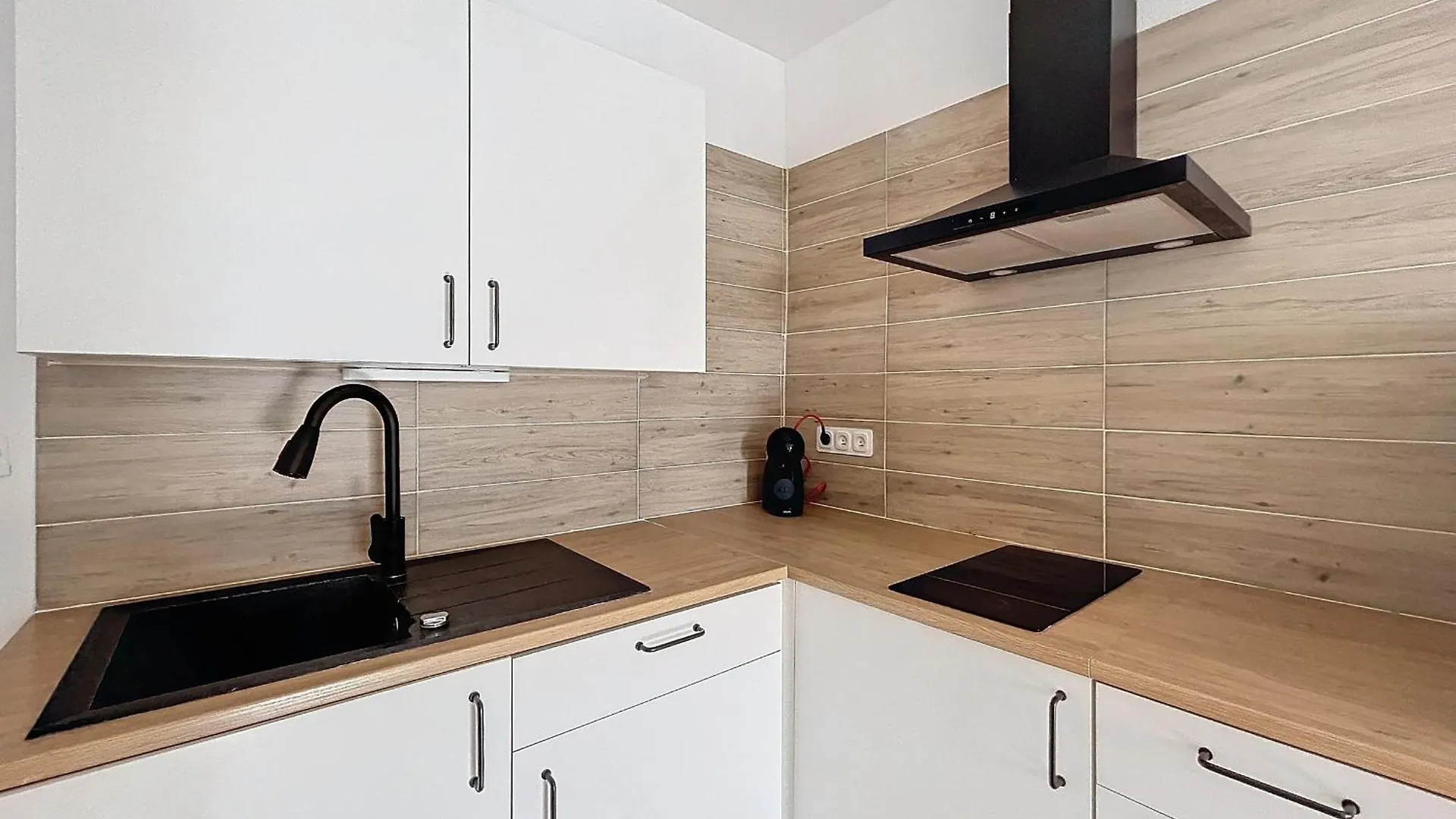 Appartement Pour 4, Renove, Climatise, Aux Saintes-Maries-De-La-Mer - Fr-1-475-152